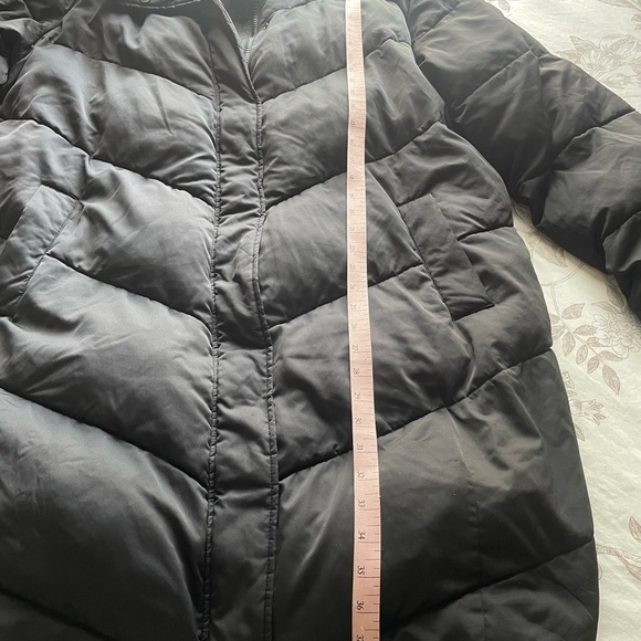 Universal Standard J Crew Black Chevron Puffer Jacket 2X Neutral Warm Classic - Picture 11 of 11